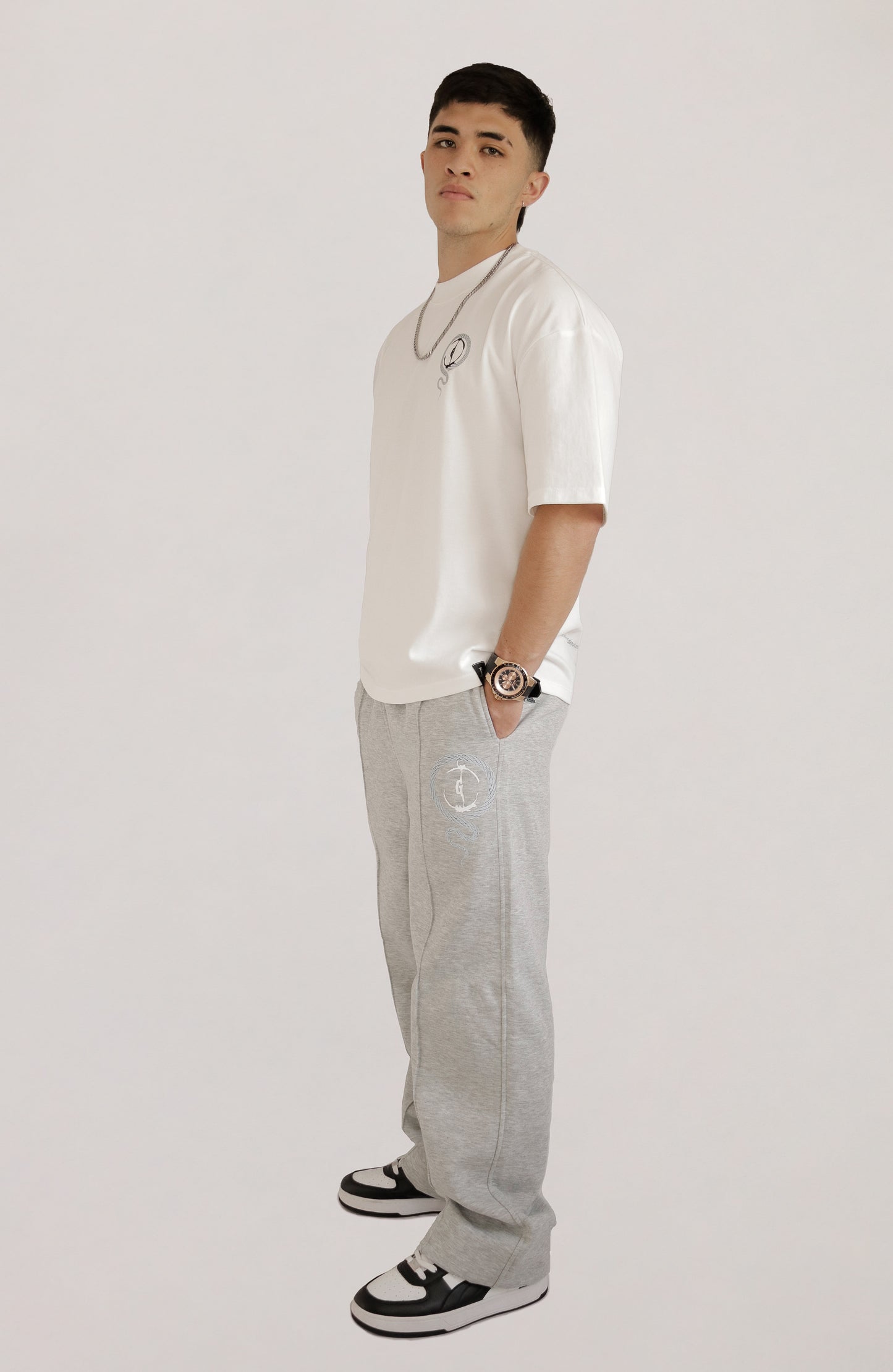 CAMISETA UROBÓROS VERITAS